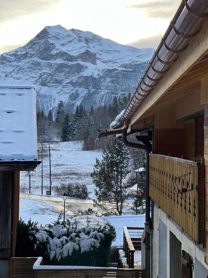 Ferme Savoyarde Renovee 2 Chambres Les Carroz d'Araches Exterior foto