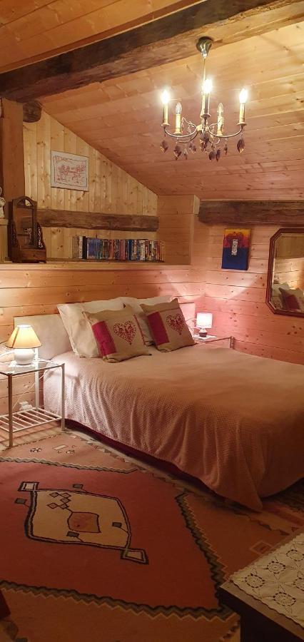 Ferme Savoyarde Renovee 2 Chambres Les Carroz d'Araches Exterior foto