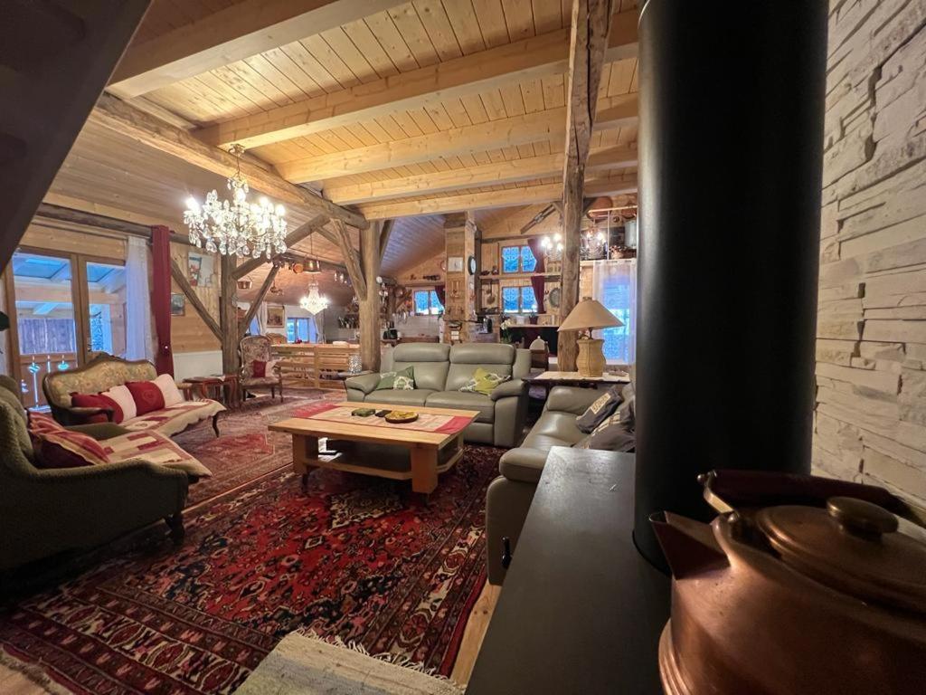 Ferme Savoyarde Renovee 2 Chambres Les Carroz d'Araches Exterior foto
